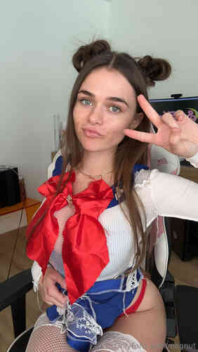 f305a72ba2a5690ed1fbcd6f6775c9359c12d29b3fdd9636c455635a2d09bf26 thumbnail