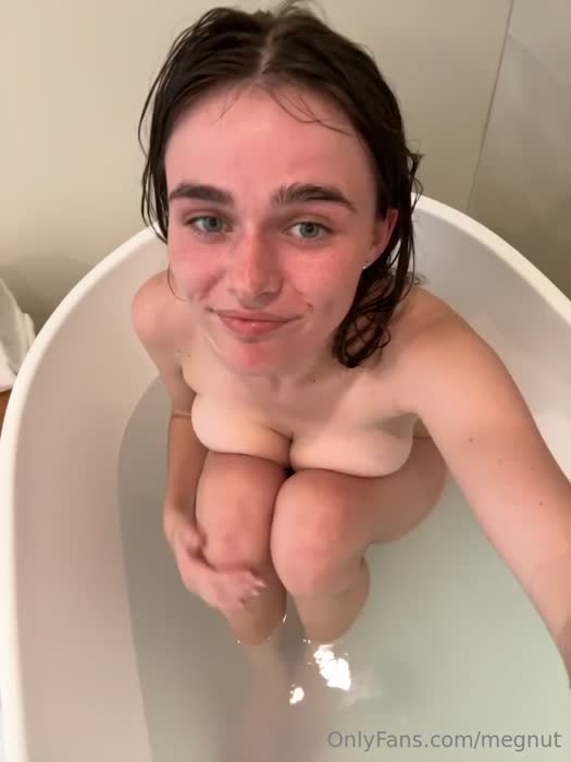 89489371b5817c34243e640612aeaeee27a76bc4dba89c1038d32570194f443e thumbnail