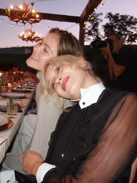 ba8479ca8c8dcd01d289f31ea5f6a1d33fbd555a84dac2b84775f5cf98be80bb thumbnail