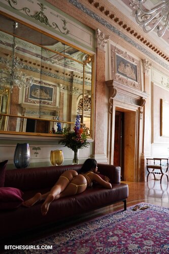 77048842706132915099471060469245292865 thumbnail