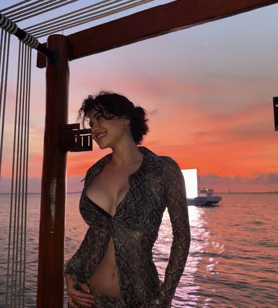 9f2771e74782f6efa34ec0cd08d58285d096641af2a4035de6b8e0d853b7b36e thumbnail