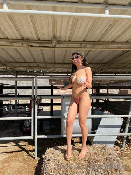 Mia Khalifa Nude American Pornstar - Miakhalifa Onlyfans Leaked Photos