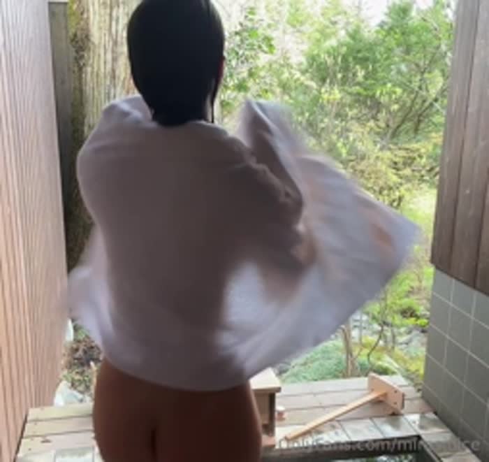 6afed6bddf99c1b7568d3e0dc5f88d33ab54719d9720d41f5afc261204f394b4 thumbnail