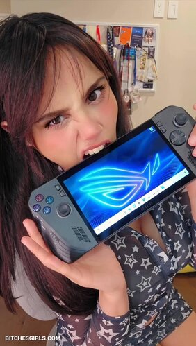 177996227843737309032787949942195508773 thumbnail