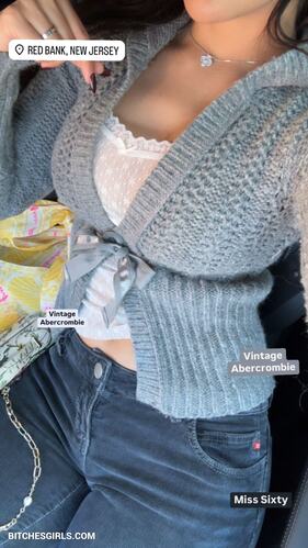 33133001134923375566136578128521402811 thumbnail