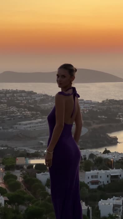 b8583cc663eb19a4a02a1443a3cc4c779344e493b08d468bf53b7a45e0839ca2 thumbnail