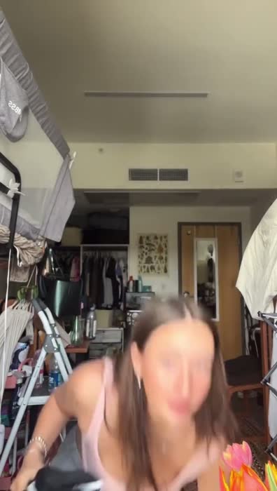 387d6f3683a925d348e8302595853959e4741bbb97b22de99af7ecb5aa936d32 thumbnail