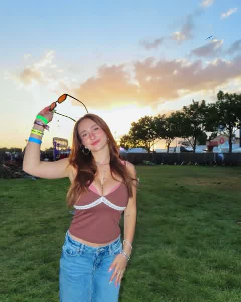 f77c2751384c2e7dad7727457a164124e07748d213dcff94351831ed8ccff55b thumbnail