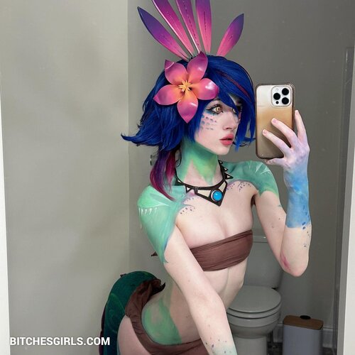 Norafawncosplay Cosplay Nudes - Nora Fawn Celeb Leaked Naked Photos