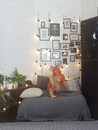 c9765499564accdfb17f44acacbaf3cb9fc3e8c72f19bd831626427febcad422 thumbnail