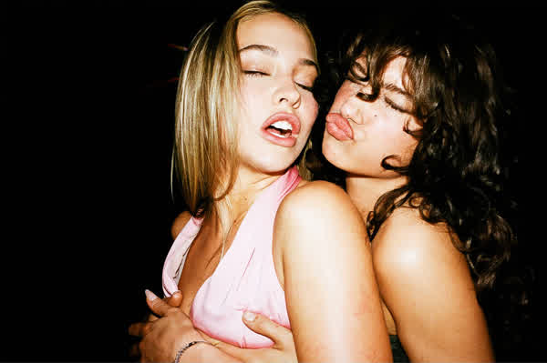 35f8897cc594dcc59219e2a22cbbdcf390178458156bbc056510bdb6ba34f9b7 thumbnail