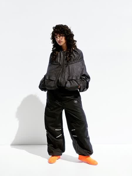 86c69a25a6de55cf600636bdcf4f8155e90ee30607fcae3e4703bd426b6fe800 thumbnail