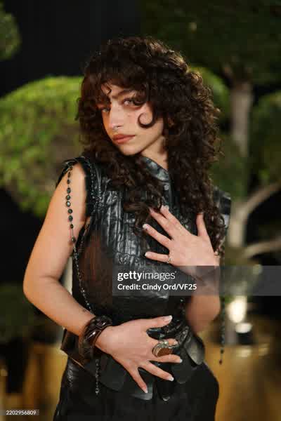 87bc9eda8cdc60289e5ad49135bc8be69480c17b11bd4b246c75a10d77f58b7b thumbnail