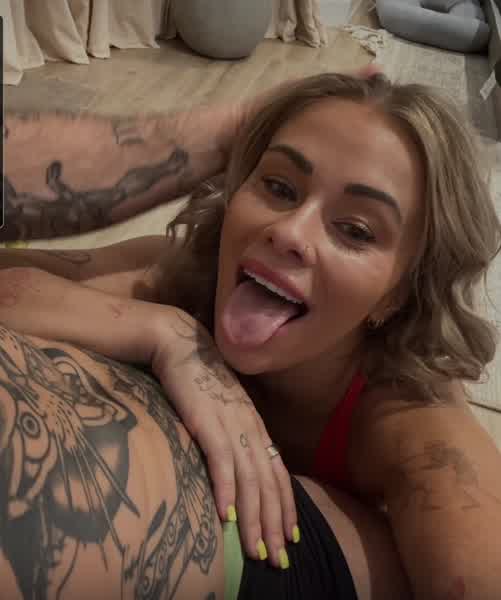 f8c6ea7a4abff75cb3119e228f29b4f98297fd6e74bb1da21037e2bca3a188fb thumbnail