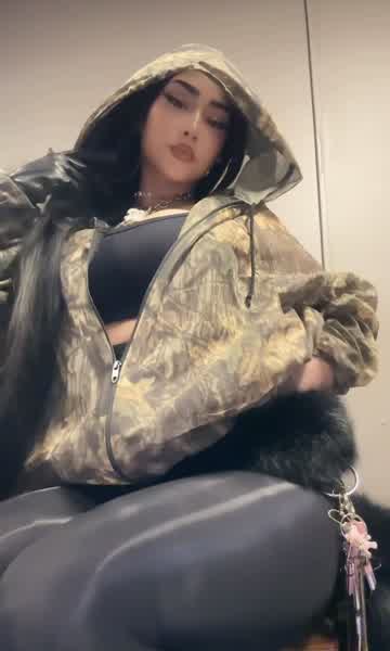 fbbbca9d058500233ae4e7886df3e822530e4ea603d78ee7ff9c4dc5a7a4b45b thumbnail