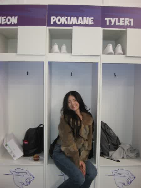 4a40392ae022f0f4d7c6cd99b4503249ee8d225697c218bd96bab1df827118fc thumbnail