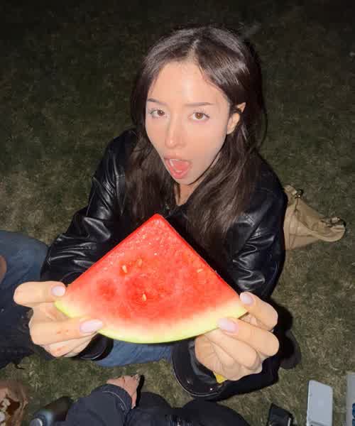 59c9ddfde5f9a7956ba403a2964a9253aa78eb4a33a7a5cd74588f645d954af0 thumbnail