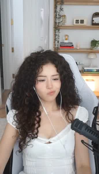 098216103ec21a39b449dd5f0e21d94b3a678ee5f53a223e9073b5a45ef29704 thumbnail