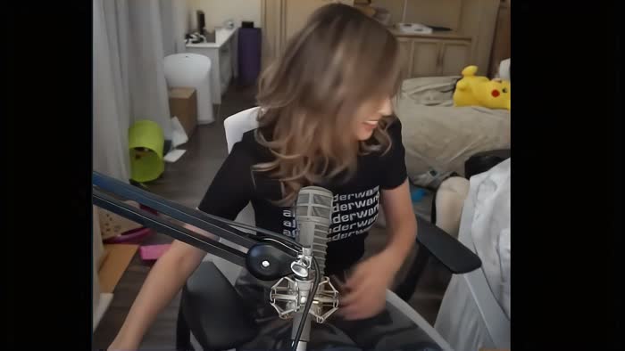 93bce864f1b7bc0a8e40b46346d71207e50cf55f107f51bd64f8a57326672100 thumbnail