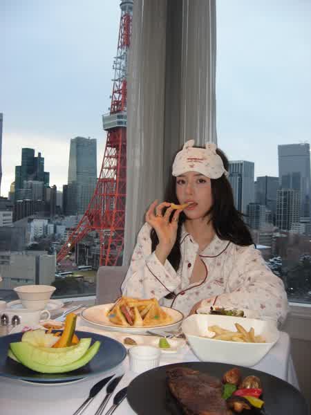 e7f53ee5e5e5659dca3dbaed1e970c7cc2e49fdaf517ad5ca88f69da7195e336 thumbnail