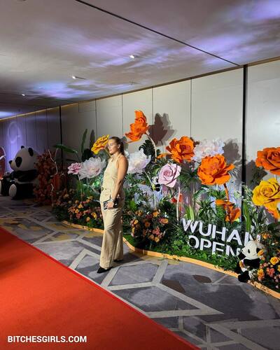 100522977462259480861364532183249141887 thumbnail