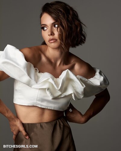 183433588595138493358895848425363195398 thumbnail