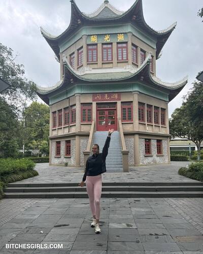 8209838381745577267595977609455509193 thumbnail