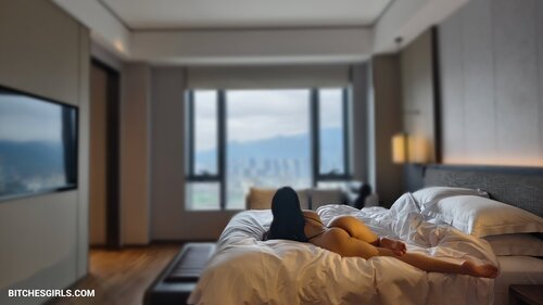 89663541717594285244828709767530434510 thumbnail