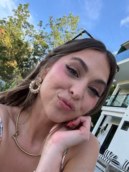 9baf4e2dd9afbf3a0c56c7aba7369c0c8df75d00decd4cf72ad601d425f50e3b thumbnail