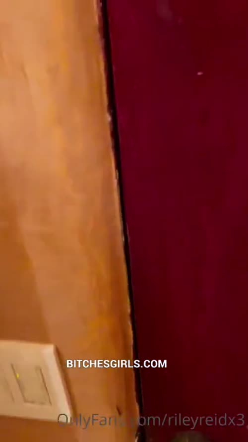 401faca6cec1519fbe68dde7ae492e789aa77f6190aab8f5bb5be4b1a660e254 thumbnail