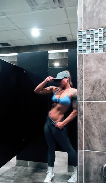 03cf17b505b460e8bcd9d228283d4b6bdd2f863a41a800c9daea9a0c5ac4b7df thumbnail