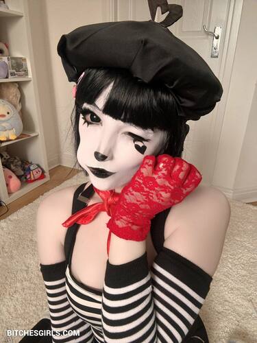 103535792407328111679580192598729191065 thumbnail