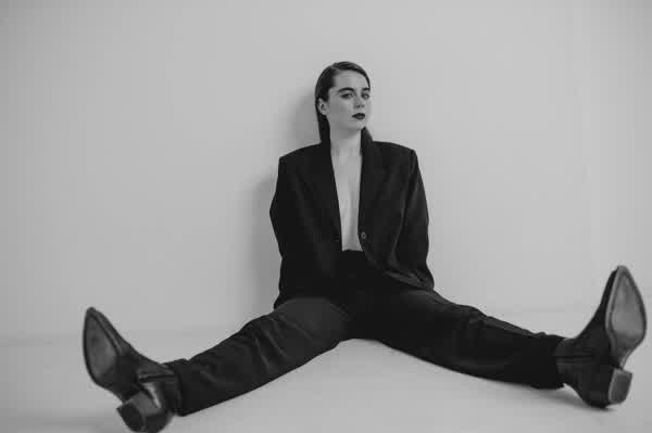 477b9d3d54f72eb42a02d7260a3e8ec0443331fcc3b00ea81fd1648a67edb9ec thumbnail