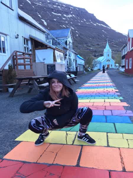 98a18584b608e2a91da24bbdc2b6adecada145b587054cc6adf0830466e03b65 thumbnail