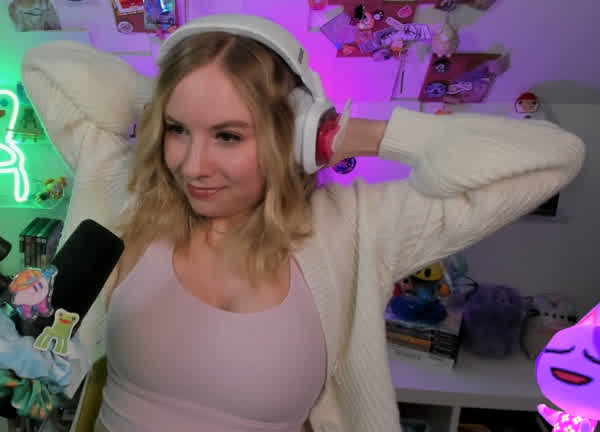 e3af45e622241881be87aabf197d0384e30bf2ee9a6e7586792420e4b6c71f25 thumbnail