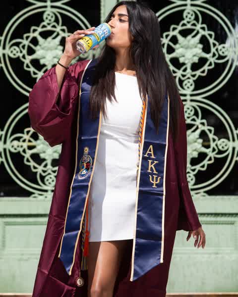 e1f0d4484e5b647c691ac60b3b0562ec31b51e00be1f9838dcfc1d769d23b5d9 thumbnail