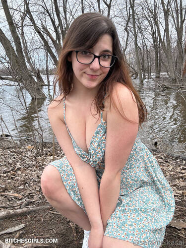 244185956603735715713593835531690146476 thumbnail