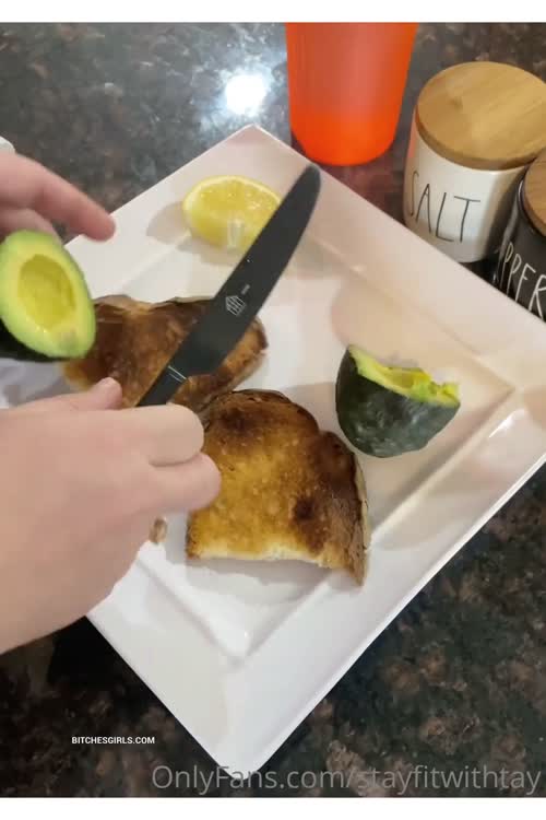 79dd386f28fa6118ce411e71f603e7e90c2fad610af0ce20ab2834b134905262 thumbnail