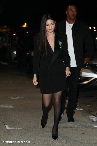 105767950703490519320494284459304363012 thumbnail