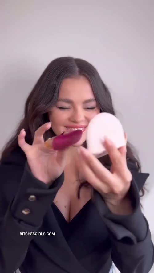 4e4d61a589ada1c24eb6258bac2724f66042f79722dca9ea16edef3d198867e7 thumbnail