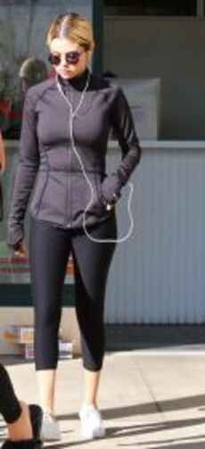 5add330cb1d593ebf2b38b356d23235bc32c08c1707b2ae040e0214a2fdce40a thumbnail