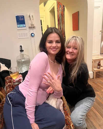 d2bac29694d5e0f9e084e317e778ecda14c18327fac3245bc0a5cac763eddfbf thumbnail