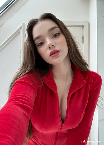 e8d95ce96951a280647b17b178dae19ab9d4e89d11fdd961a02bda0e6cc2906d thumbnail