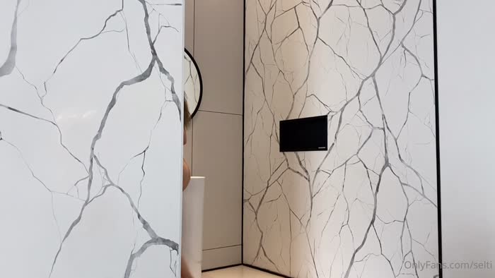 03b6170a20e0b1b88808f6f518244bf9c1f2ac7faaeb3b27d6db93c62a888efd thumbnail