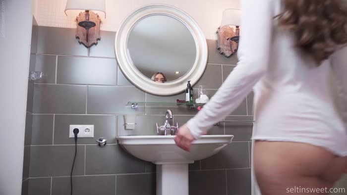 f217483c5aa9b4025e4e8b03c818c48e1e9655db3e3cb3bec1abe90d8b2e1f38 thumbnail