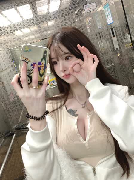 6ee851f9e3889996fef027b02bd5c38f6ff0d6116472f36e37a0c177b5ef923a thumbnail