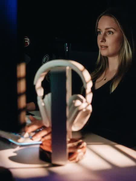 68fdfa7cc79cef6e8ad9a16490547ddc757efc82e279488618ad6ee989b79805 thumbnail