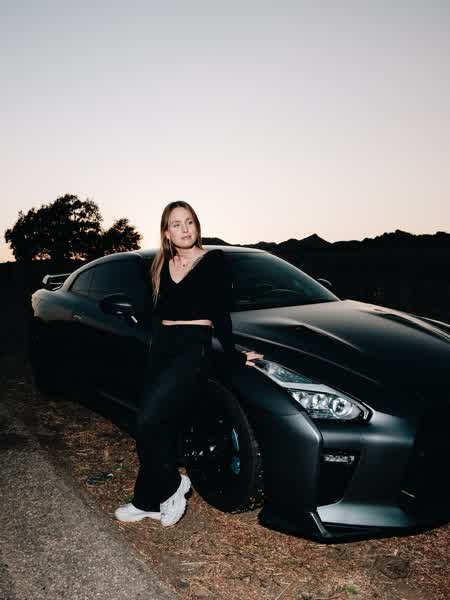 d3291e04f7baf4c5d6cce7c296a1ebeaa348c74934fd922297c11bb4834adf77 thumbnail