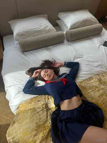 f42c309afa263504446af369051b922829cc9c601bf9272d0ed0dbd96bb7b9dd thumbnail