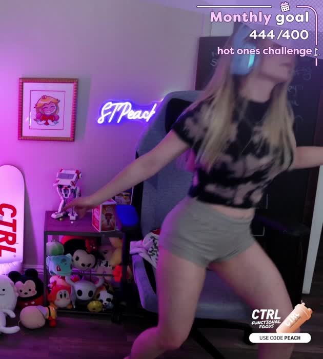 c0f523ffab4251f32dbb68d472541d6787bad5cea7c1fba1ddcfbf7e38c02ff3 thumbnail